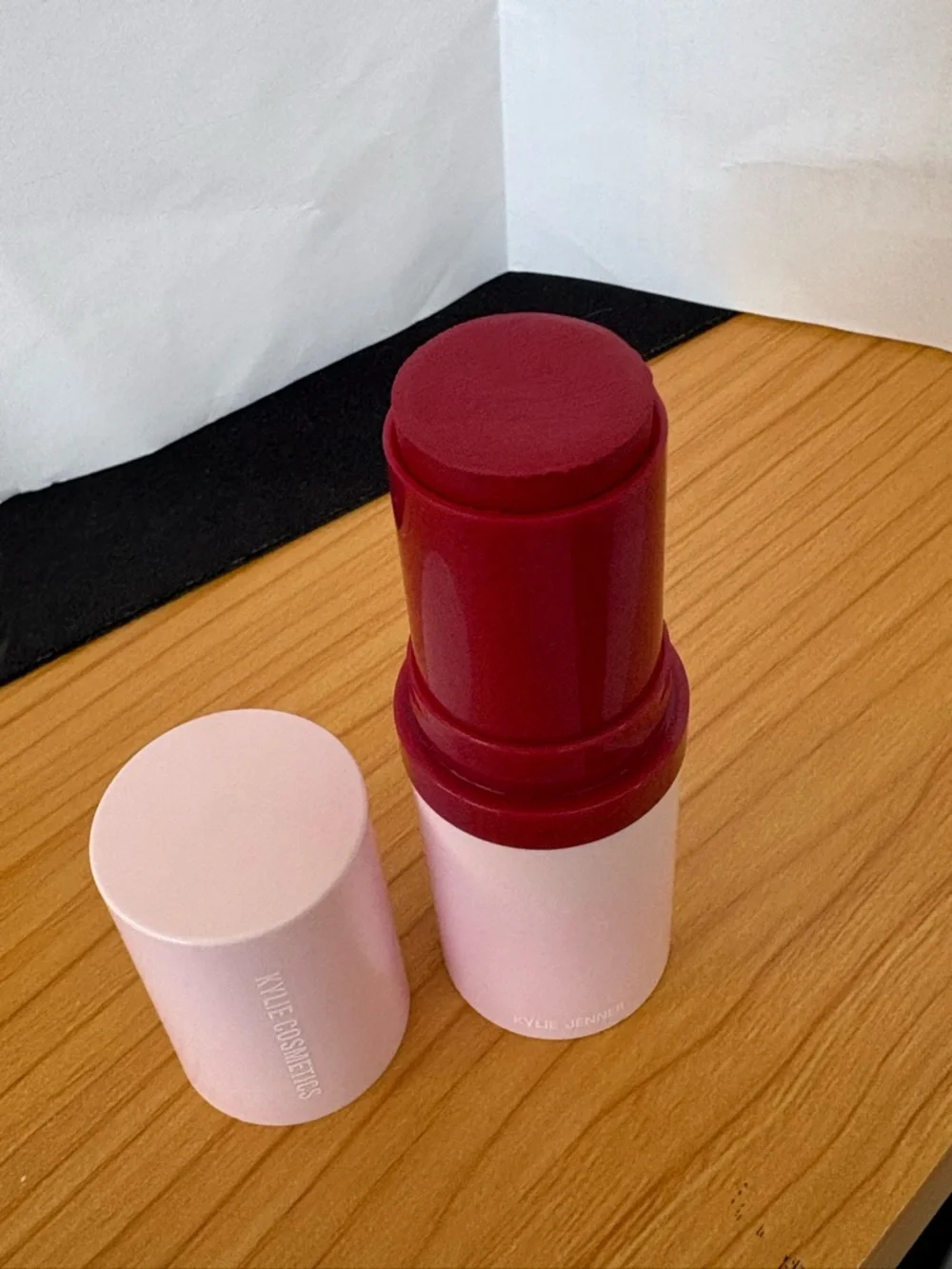 Kylie Cosmetics creamy twist